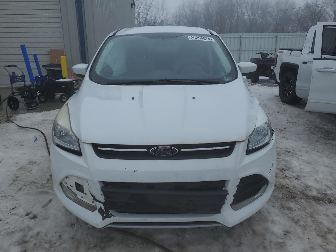 Photo 4 VIN: 1FMCU0GX8EUB81297 - FORD ESCAPE 