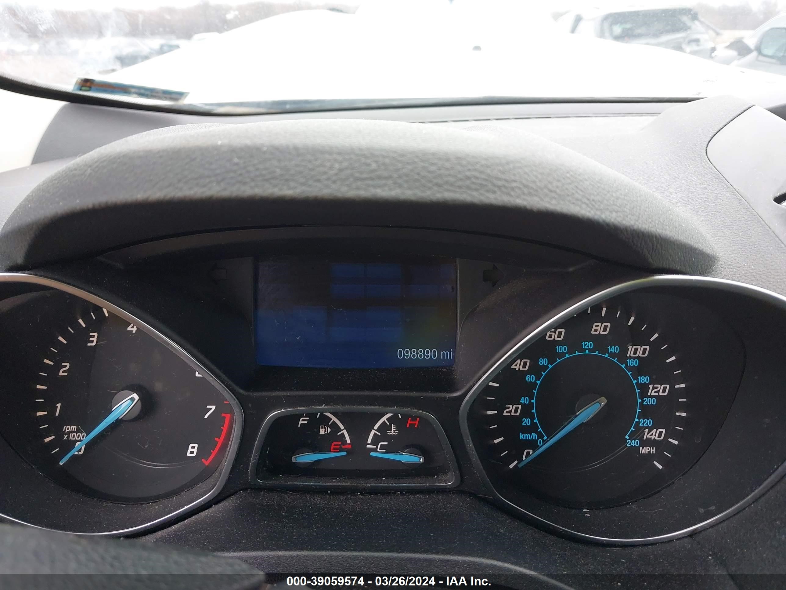 Photo 6 VIN: 1FMCU0GX8EUD57684 - FORD ESCAPE 