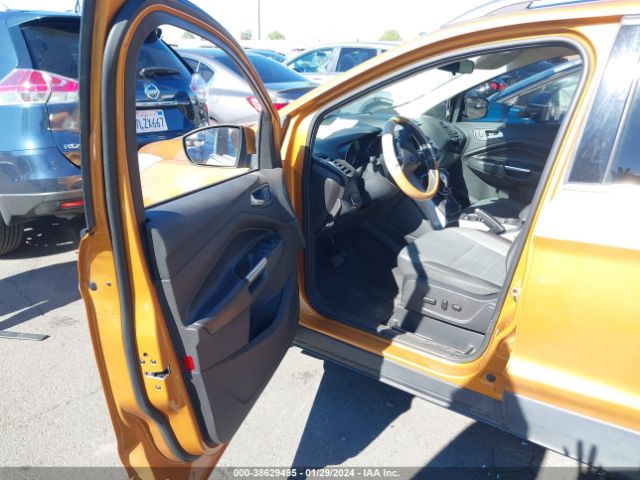 Photo 4 VIN: 1FMCU0GX8GUB16484 - FORD ESCAPE 