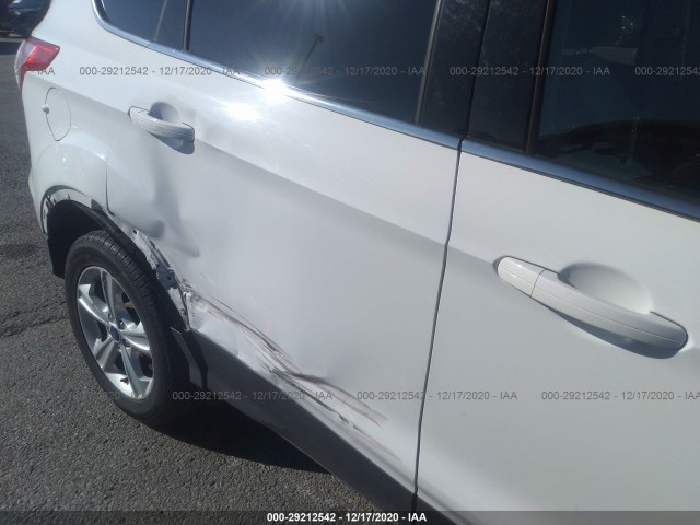 Photo 5 VIN: 1FMCU0GX9DUA72961 - FORD ESCAPE 