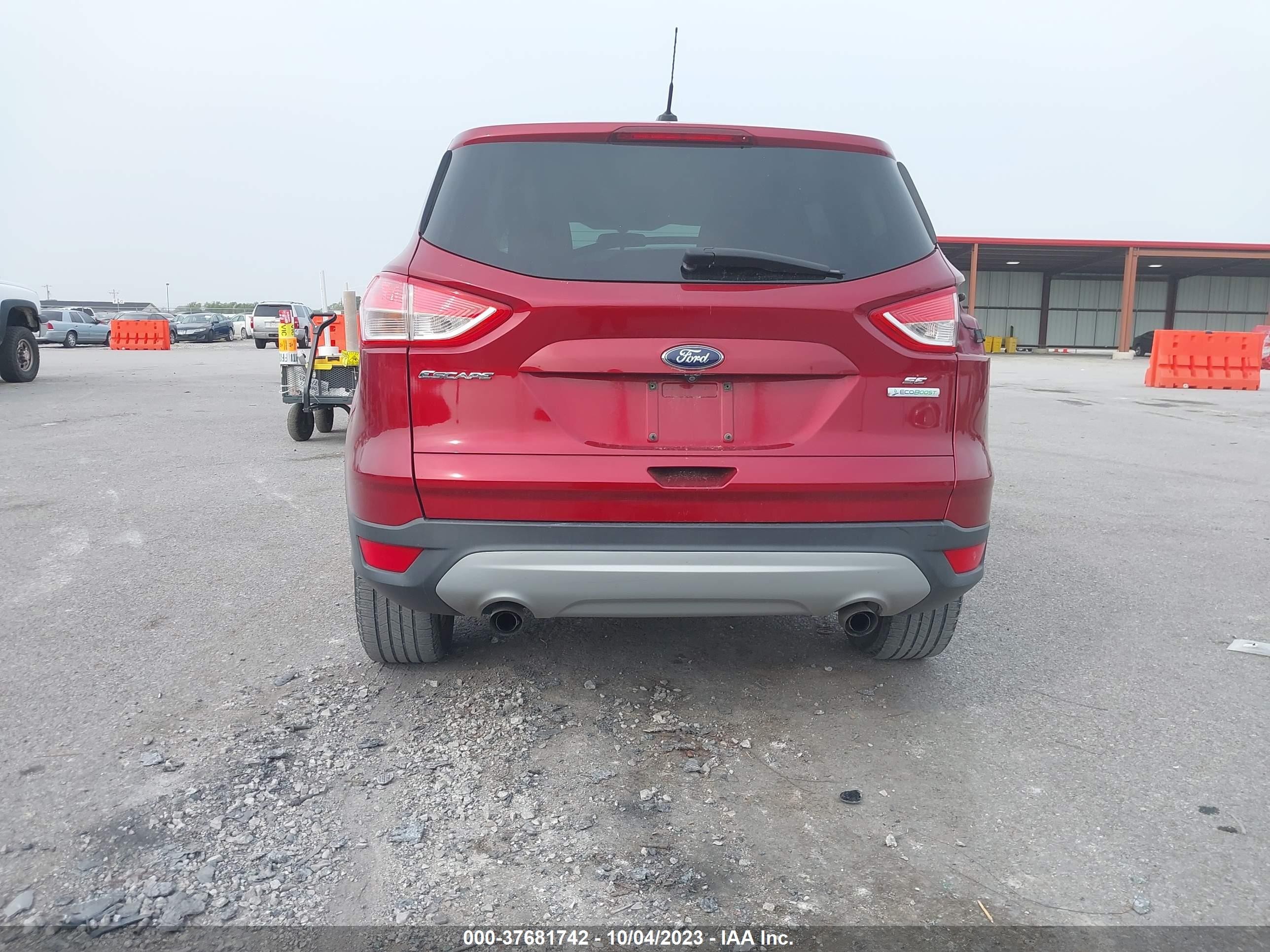 Photo 15 VIN: 1FMCU0GX9EUC36663 - FORD ESCAPE 