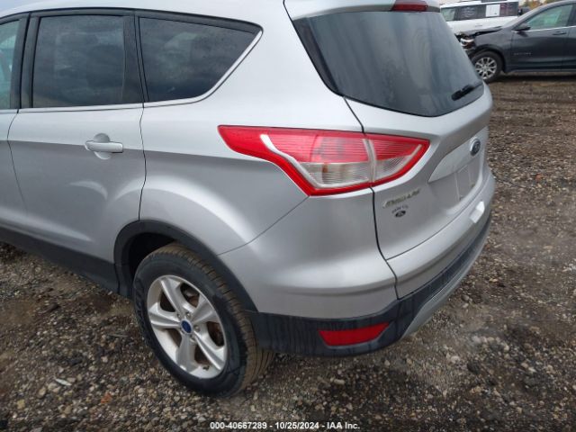 Photo 2 VIN: 1FMCU0GXXGUA28651 - FORD ESCAPE 