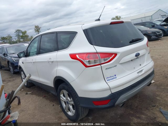 Photo 2 VIN: 1FMCU0GXXGUB21797 - FORD ESCAPE 