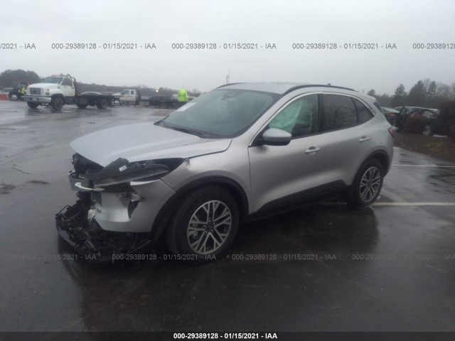 Photo 1 VIN: 1FMCU0H6XLUA68065 - FORD ESCAPE 