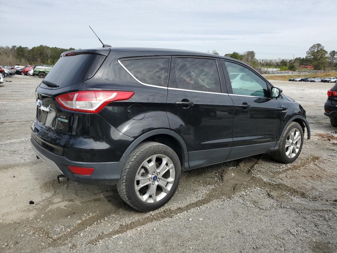 Photo 2 VIN: 1FMCU0H90DUB65058 - FORD ESCAPE 