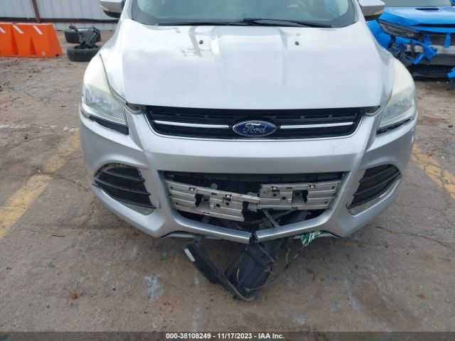 Photo 5 VIN: 1FMCU0H96DUC90761 - FORD ESCAPE 