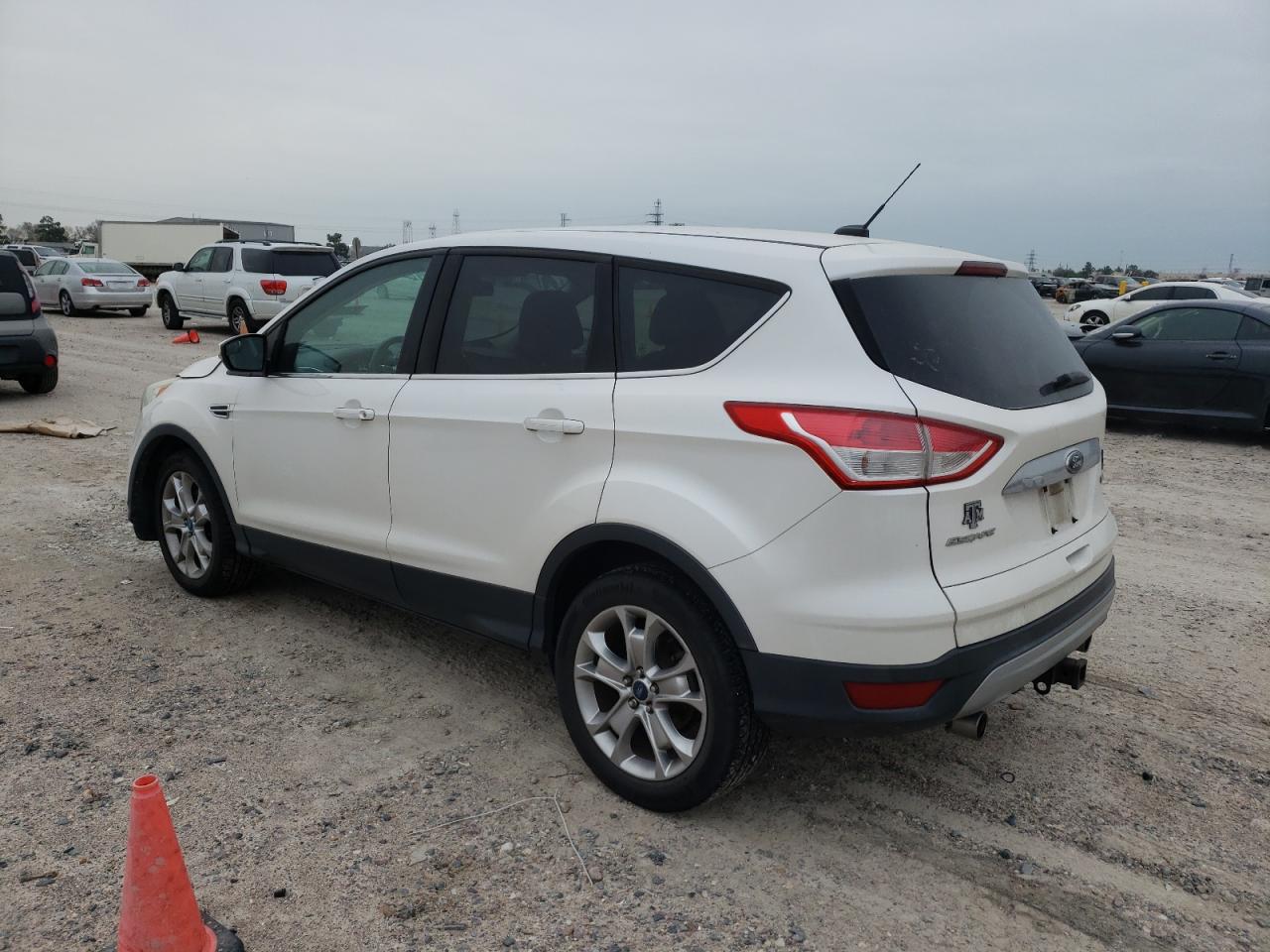 Photo 1 VIN: 1FMCU0H98DUC78045 - FORD ESCAPE 