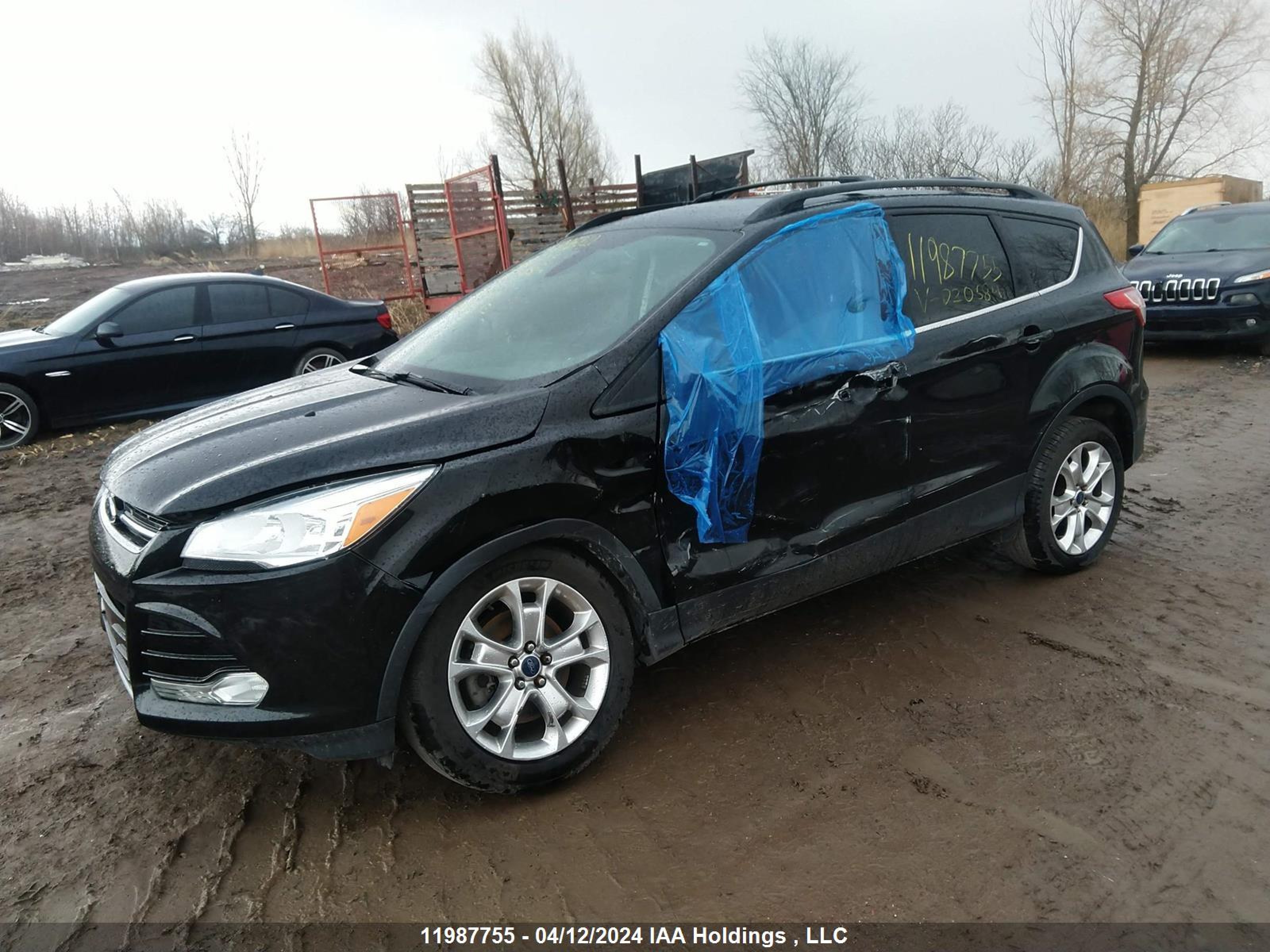 Photo 1 VIN: 1FMCU0H98DUD20584 - FORD ESCAPE 