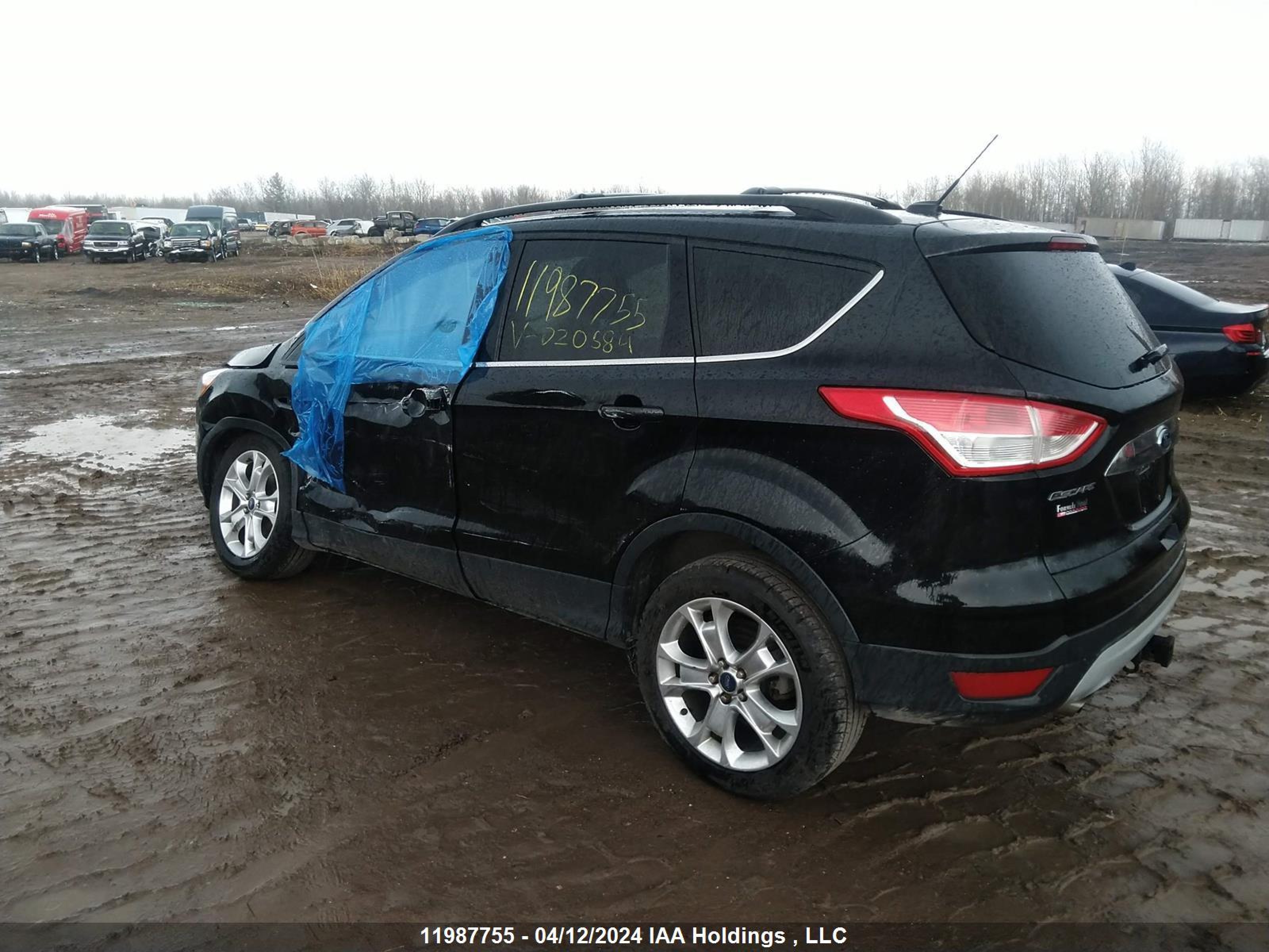 Photo 2 VIN: 1FMCU0H98DUD20584 - FORD ESCAPE 