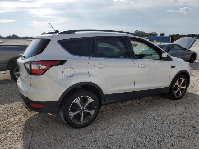 Photo 2 VIN: 1FMCU0HD0JUA52114 - FORD ESCAPE SEL 