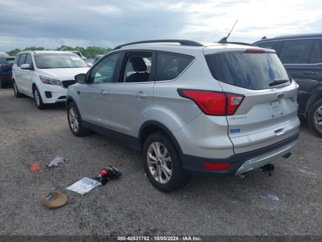 Photo 2 VIN: 1FMCU0HD0KUB21384 - FORD ESCAPE 