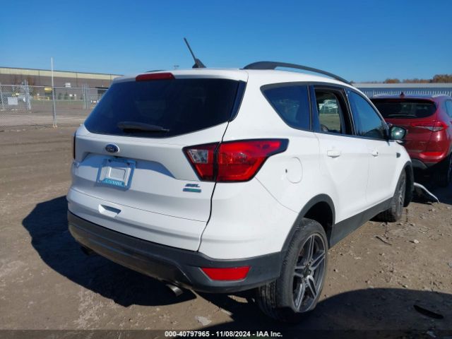 Photo 3 VIN: 1FMCU0HD1KUB62039 - FORD ESCAPE 