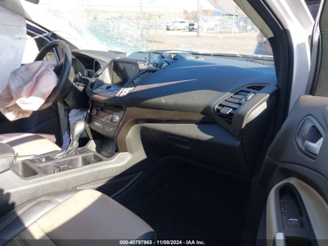 Photo 4 VIN: 1FMCU0HD1KUB62039 - FORD ESCAPE 