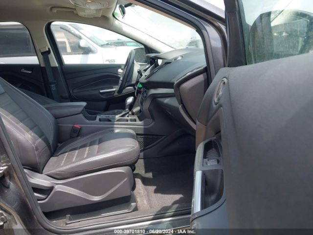 Photo 4 VIN: 1FMCU0HD2JUB60458 - FORD ESCAPE 