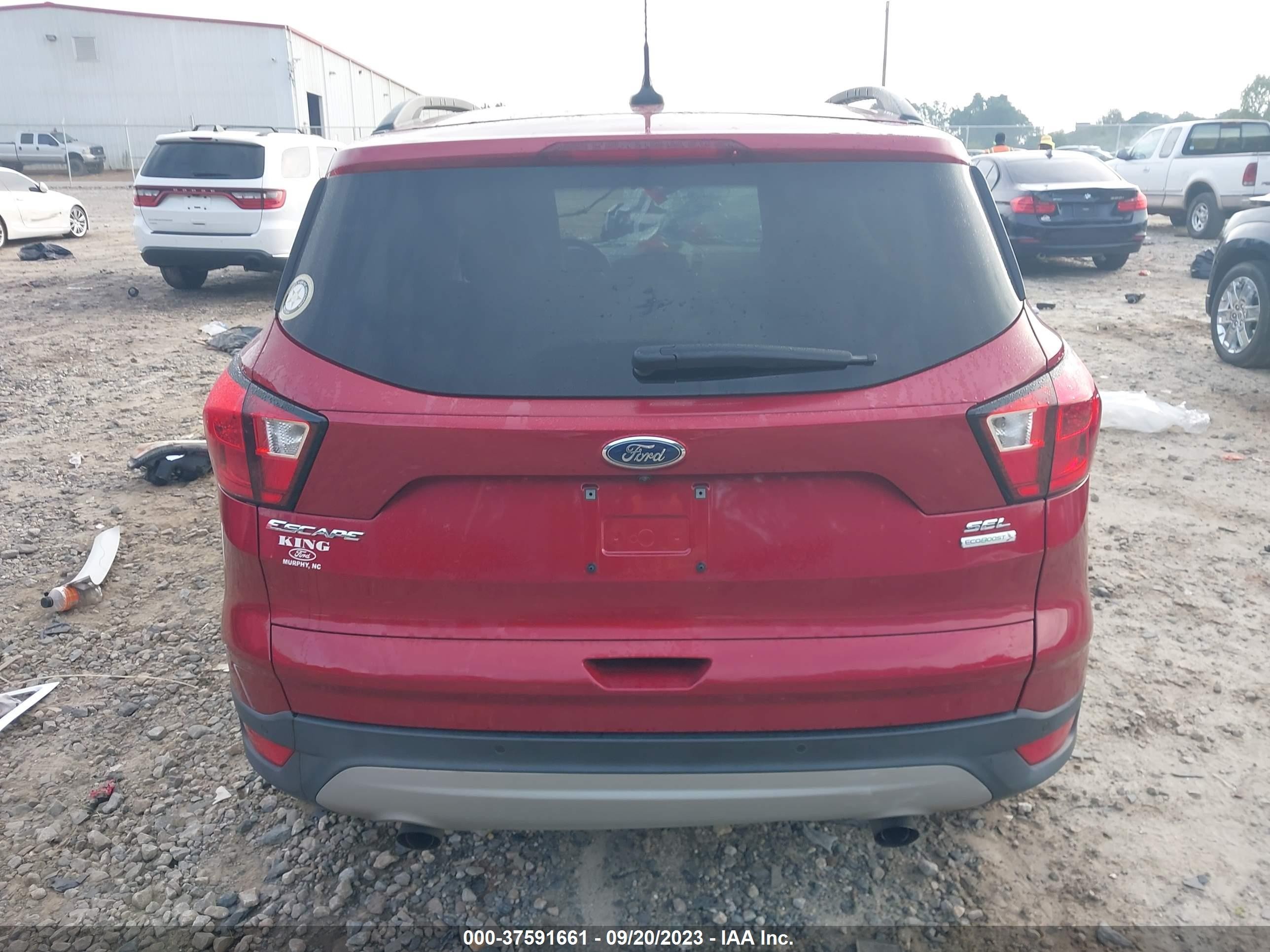 Photo 15 VIN: 1FMCU0HD2KUA74505 - FORD ESCAPE 