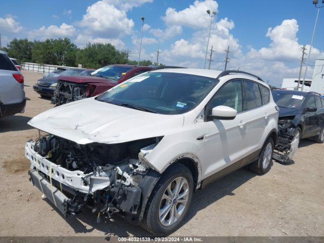 Photo 1 VIN: 1FMCU0HD3JUA71336 - FORD ESCAPE 