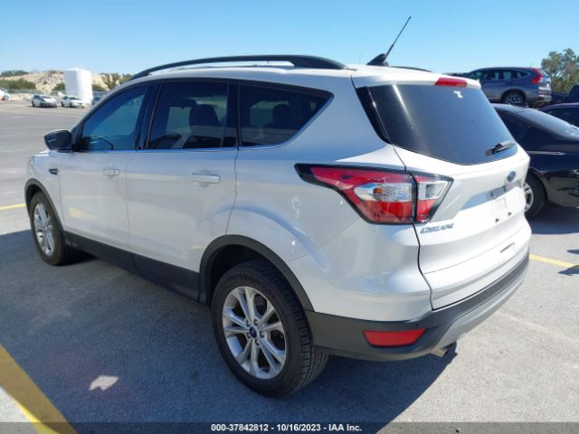 Photo 2 VIN: 1FMCU0HD3JUC34356 - FORD ESCAPE 