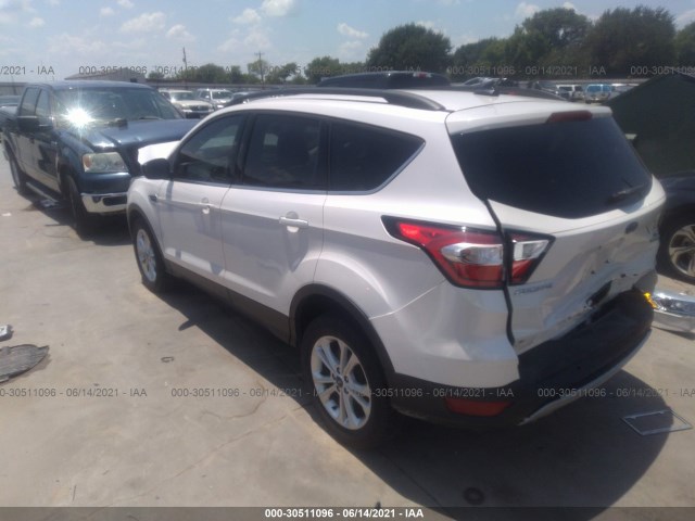 Photo 2 VIN: 1FMCU0HD4JUB60557 - FORD ESCAPE 