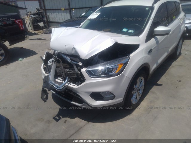 Photo 5 VIN: 1FMCU0HD4JUB60557 - FORD ESCAPE 