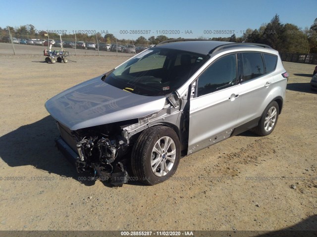 Photo 1 VIN: 1FMCU0HD4JUC27965 - FORD ESCAPE 