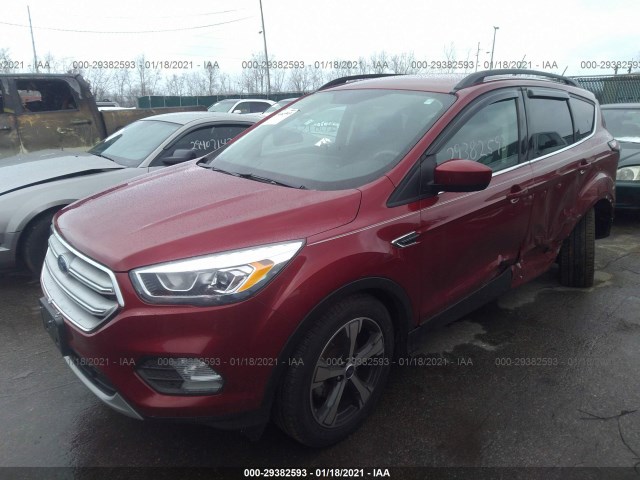 Photo 1 VIN: 1FMCU0HD4JUC32812 - FORD ESCAPE 