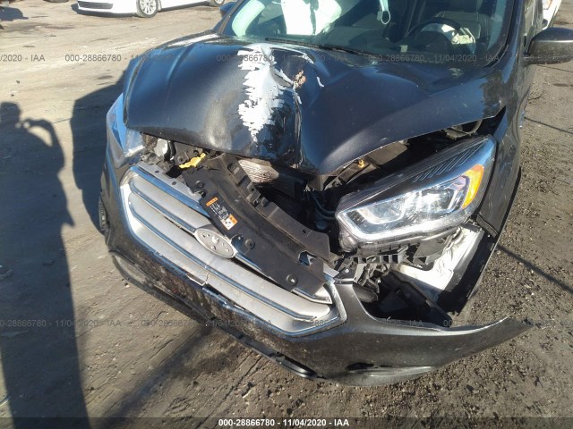 Photo 5 VIN: 1FMCU0HD4KUB95407 - FORD ESCAPE 