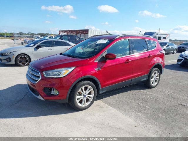 Photo 1 VIN: 1FMCU0HD5JUA17388 - FORD ESCAPE 