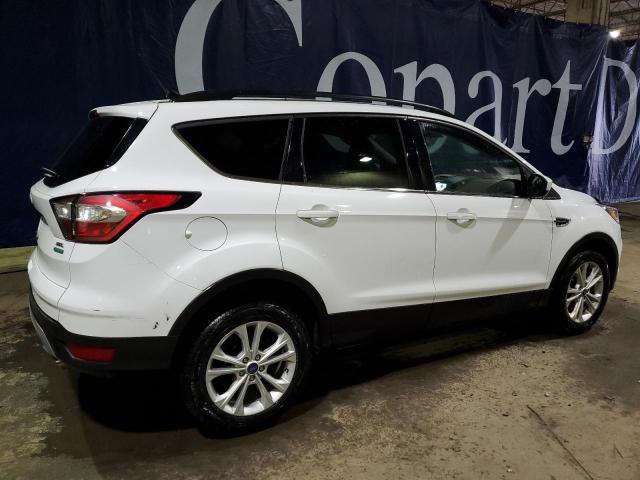 Photo 2 VIN: 1FMCU0HD5JUB60132 - FORD ESCAPE 