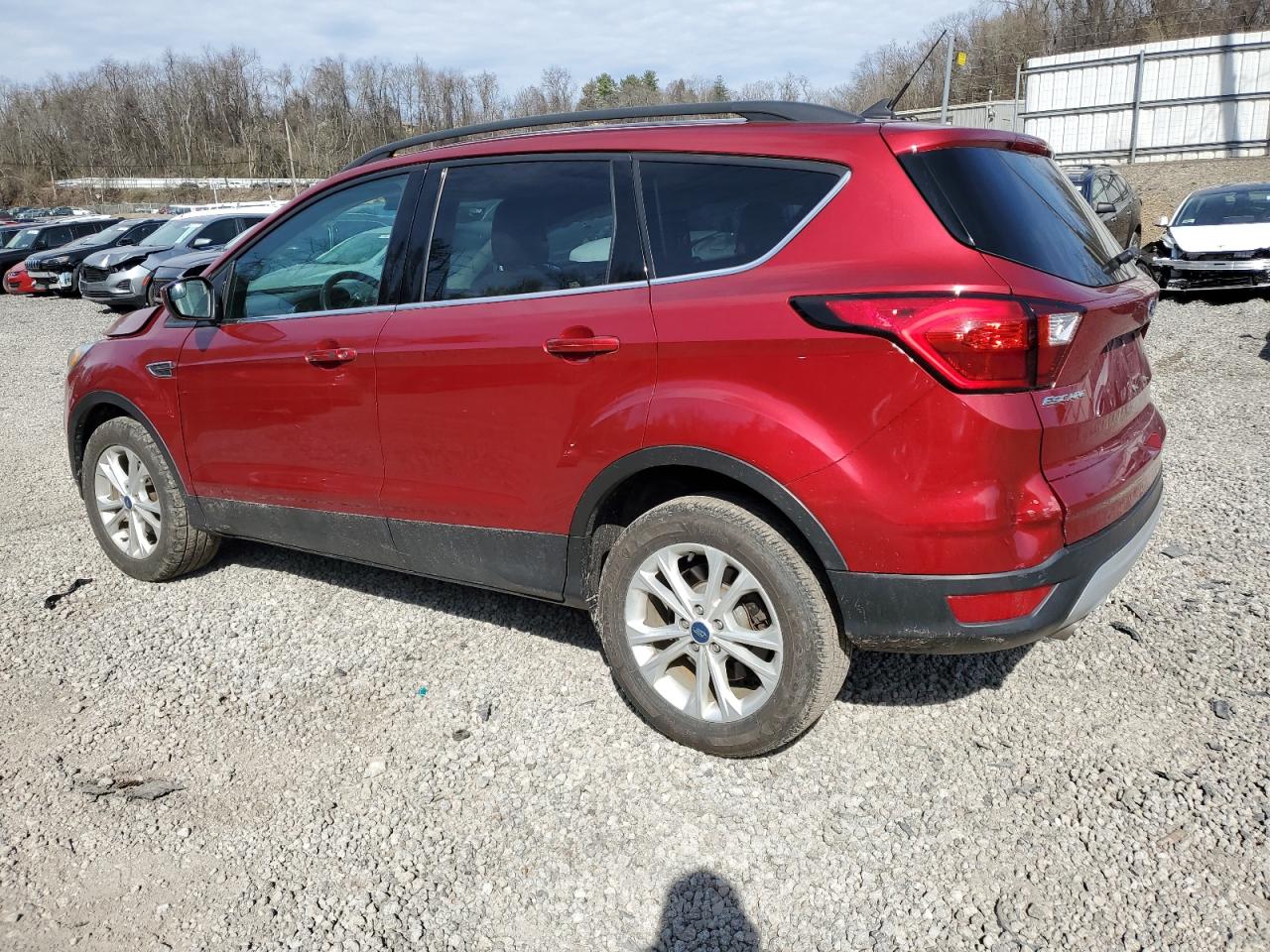 Photo 1 VIN: 1FMCU0HD5KUA62719 - FORD ESCAPE 