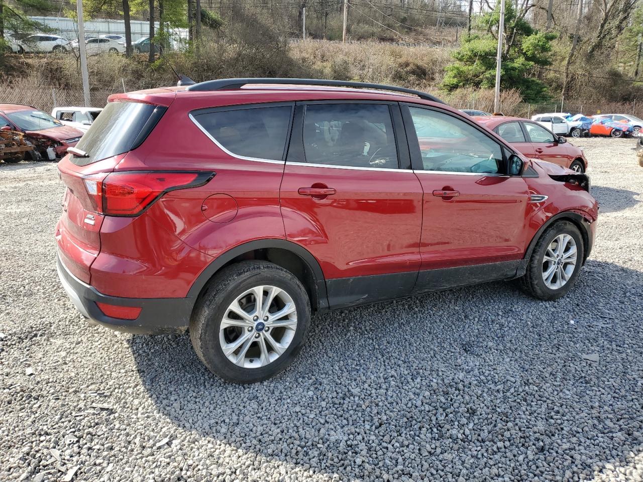 Photo 2 VIN: 1FMCU0HD5KUA62719 - FORD ESCAPE 