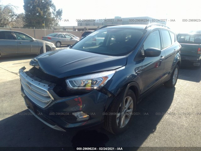 Photo 1 VIN: 1FMCU0HD6JUC70963 - FORD ESCAPE 