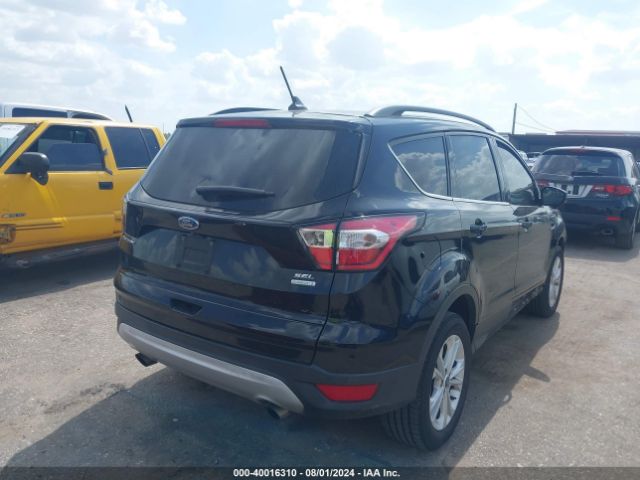 Photo 3 VIN: 1FMCU0HD8JUA63555 - FORD ESCAPE 