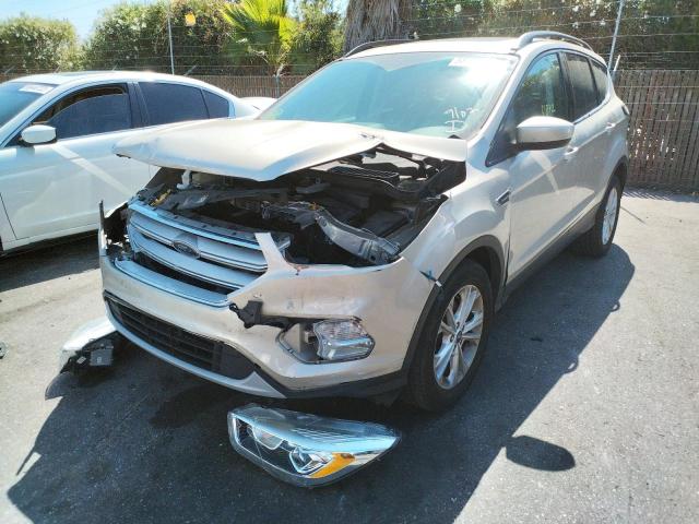 Photo 1 VIN: 1FMCU0HD8JUA90822 - FORD ESCAPE SEL 