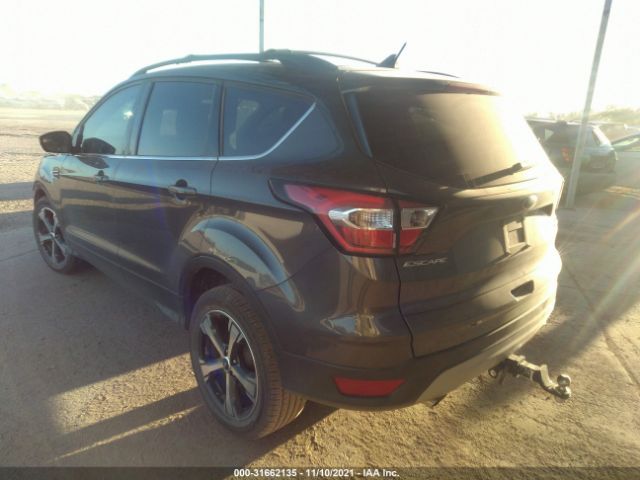 Photo 2 VIN: 1FMCU0HD9JUD60155 - FORD ESCAPE 