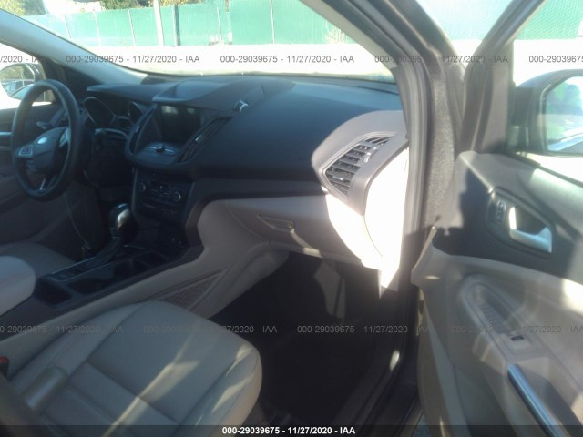 Photo 4 VIN: 1FMCU0HD9KUA22742 - FORD ESCAPE 