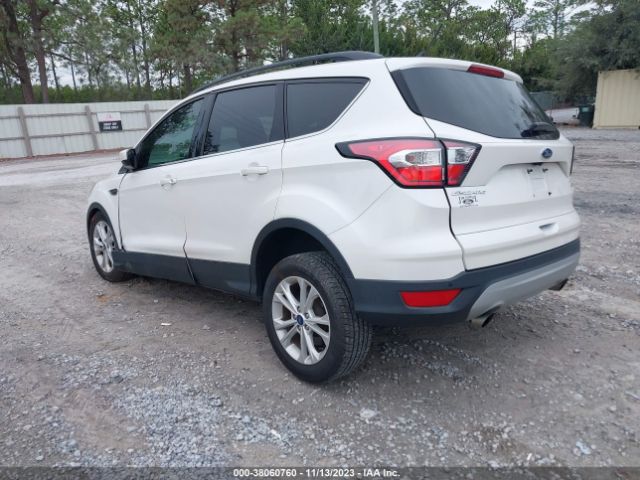 Photo 2 VIN: 1FMCU0HDXJUA06659 - FORD ESCAPE 