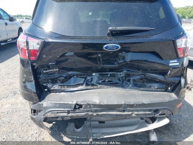 Photo 5 VIN: 1FMCU0HDXJUB21326 - FORD ESCAPE 