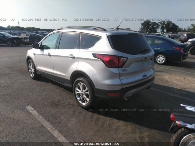 Photo 2 VIN: 1FMCU0HDXKUA89138 - FORD ESCAPE 