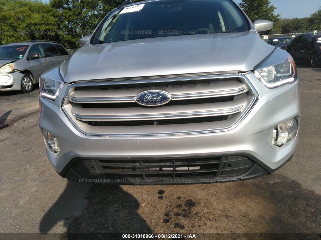 Photo 5 VIN: 1FMCU0HDXKUA89138 - FORD ESCAPE 