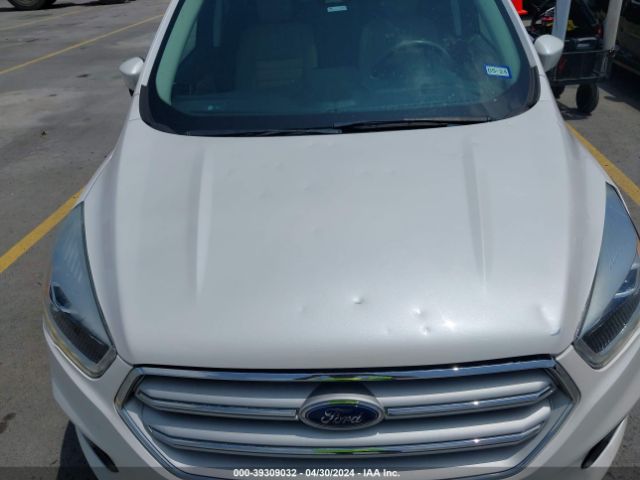 Photo 5 VIN: 1FMCU0HDXKUB01062 - FORD ESCAPE 