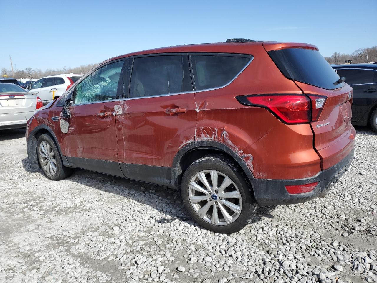 Photo 1 VIN: 1FMCU0HDXKUB59320 - FORD ESCAPE 