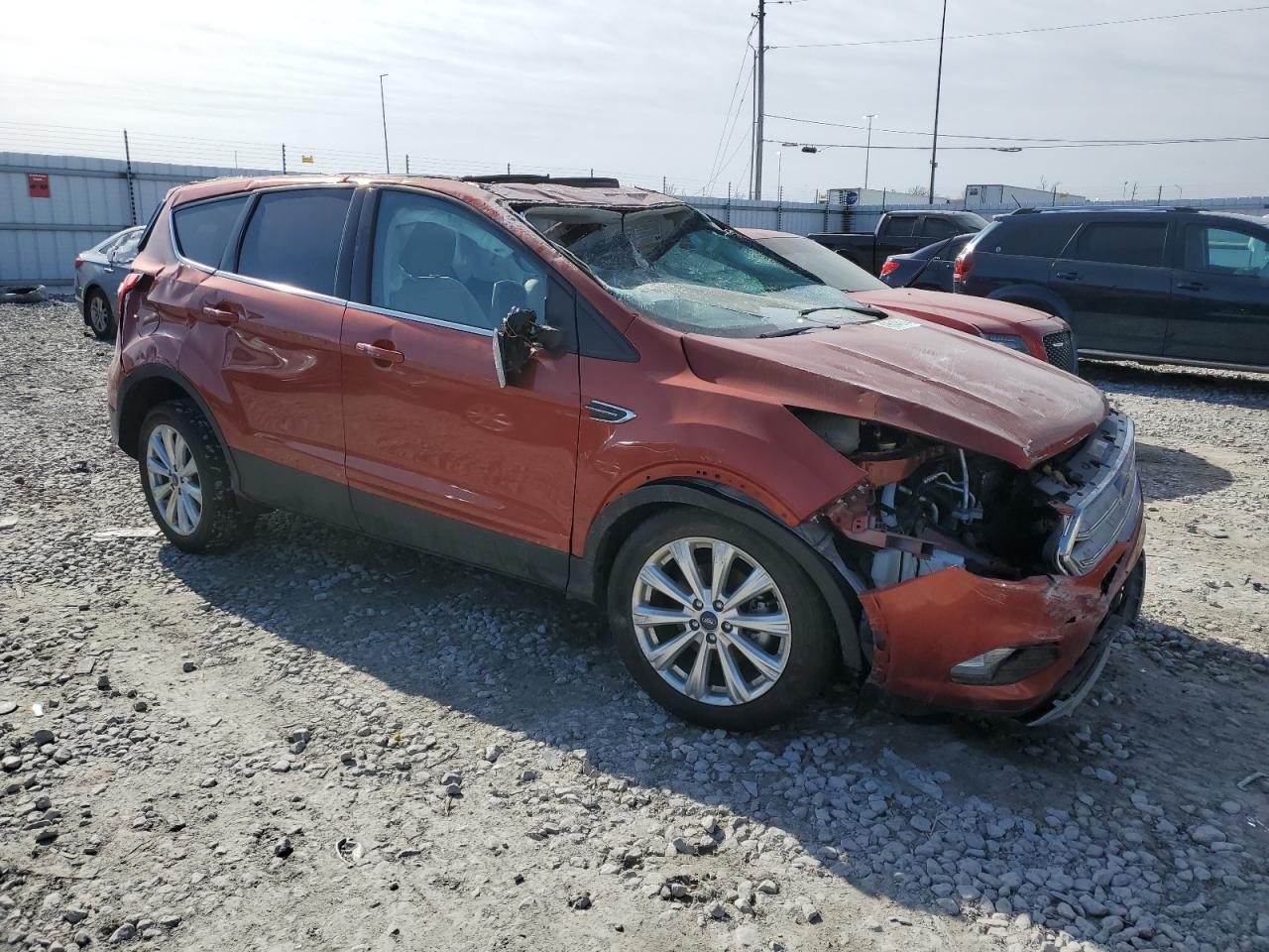 Photo 3 VIN: 1FMCU0HDXKUB59320 - FORD ESCAPE 