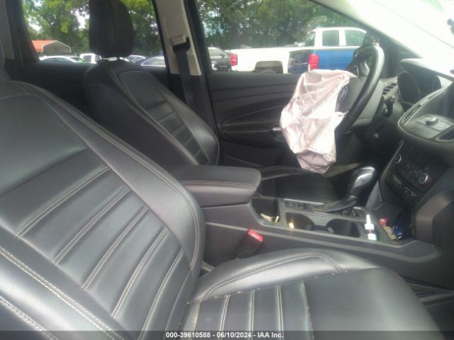 Photo 4 VIN: 1FMCU0HDXKUB95413 - FORD ESCAPE 