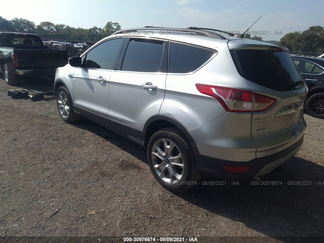 Photo 2 VIN: 1FMCU0HX2DUA02474 - FORD ESCAPE 