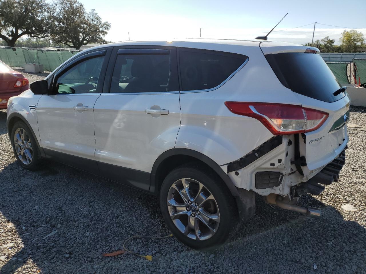 Photo 1 VIN: 1FMCU0HX2DUB43884 - FORD ESCAPE 