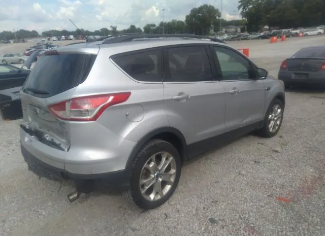 Photo 3 VIN: 1FMCU0HX2DUD03990 - FORD ESCAPE 