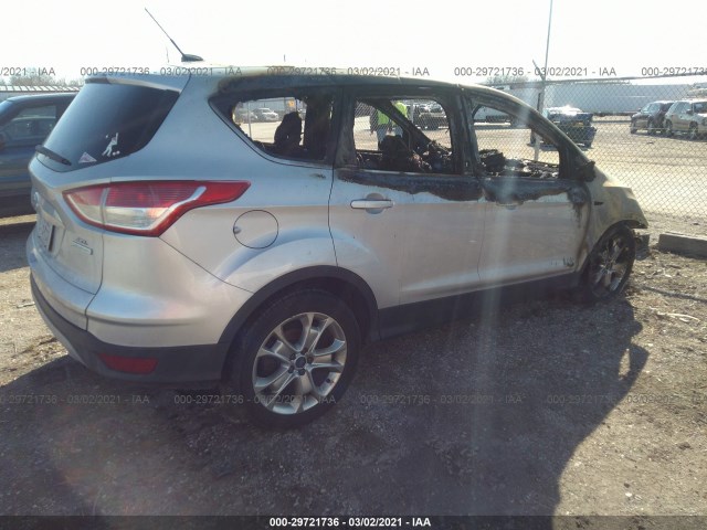 Photo 3 VIN: 1FMCU0HX4DUC49351 - FORD ESCAPE 