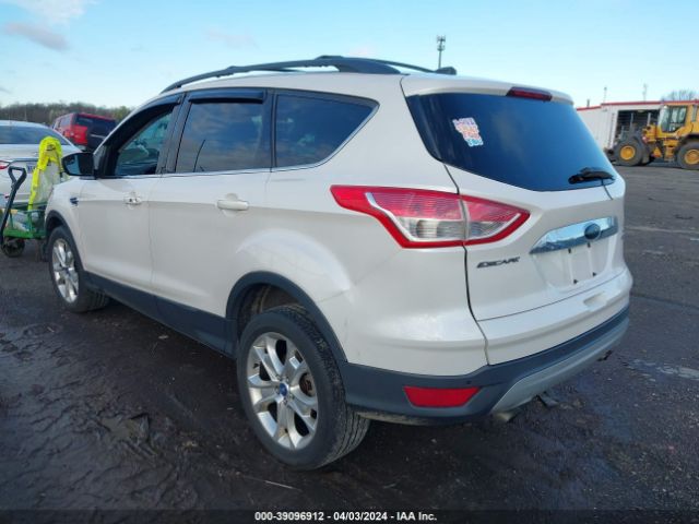 Photo 2 VIN: 1FMCU0HX9DUC33372 - FORD ESCAPE 