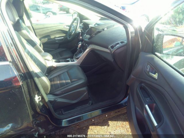 Photo 4 VIN: 1FMCU0HX9DUD56136 - FORD ESCAPE 