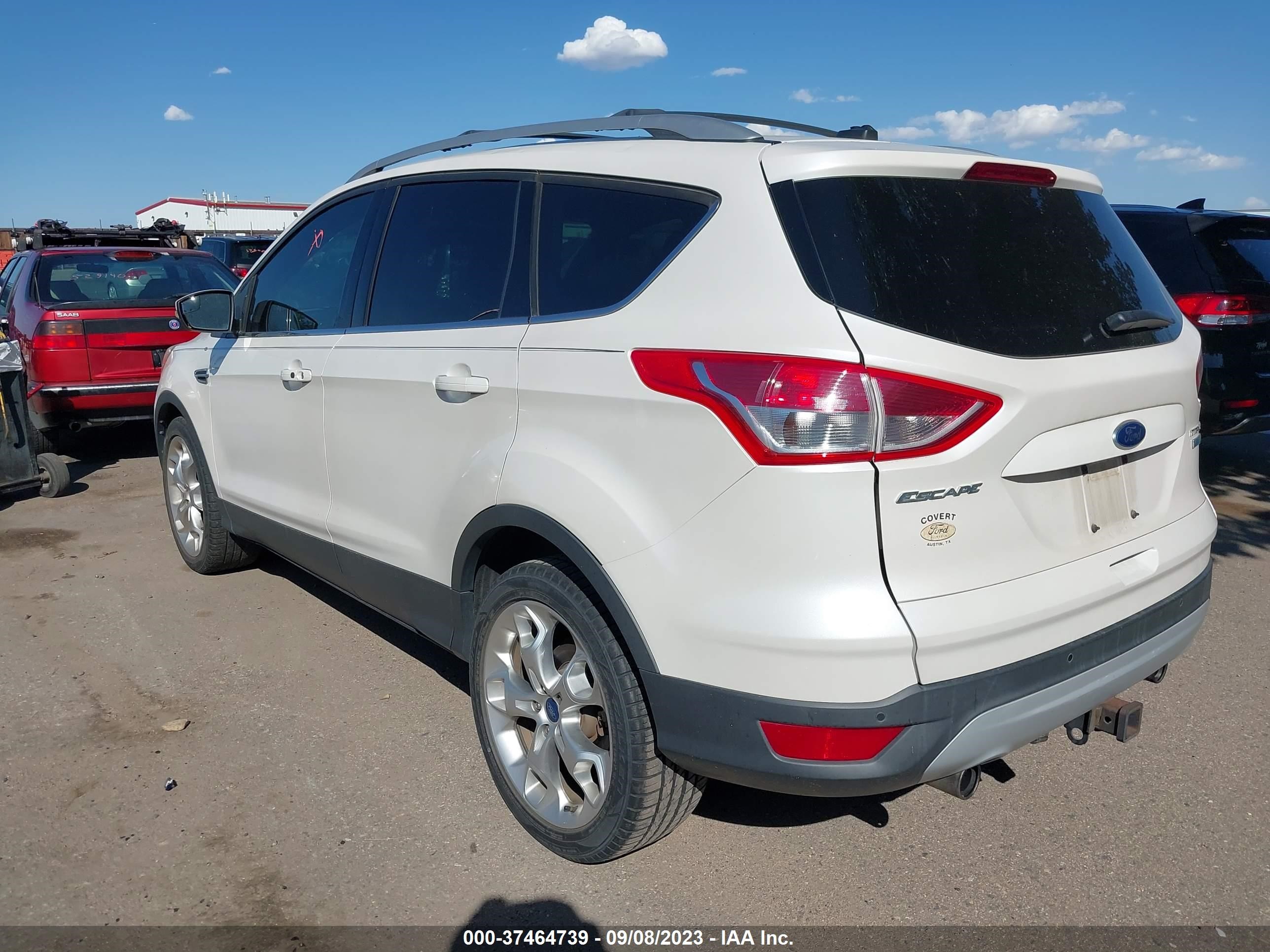 Photo 2 VIN: 1FMCU0J90DUC13863 - FORD ESCAPE 